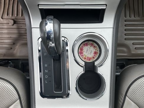 Used 2009 Lincoln MKX AWD image 22