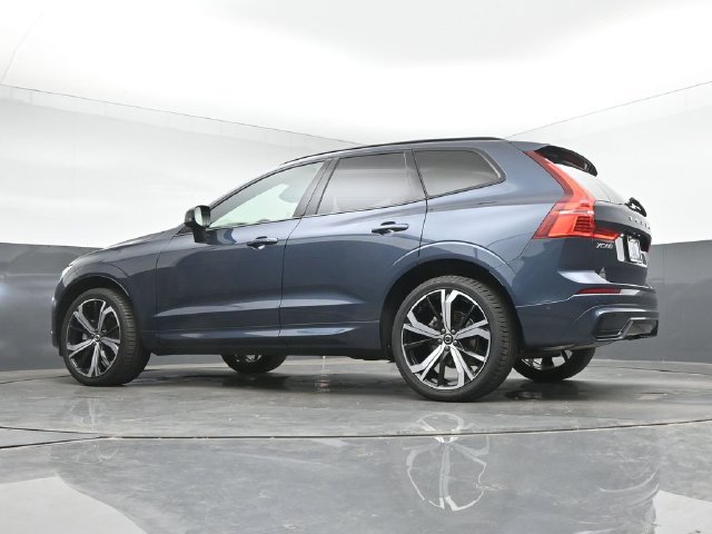 Used 2023 Volvo XC60 B5 Ultimate w/ Climate Package AWD/4WD image 15