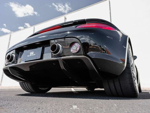 Used 2005 Porsche Carrera GT RWD image 26