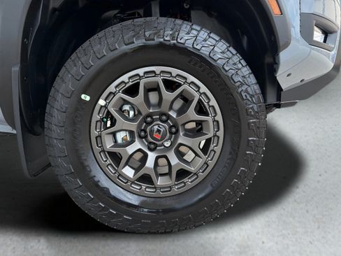 New 2026 Nissan Frontier PRO-4X w/ Pro-4x Convenience Package AWD/4WD image 28