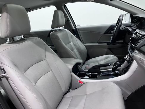 Used 2015 Honda Accord EX-L image 46