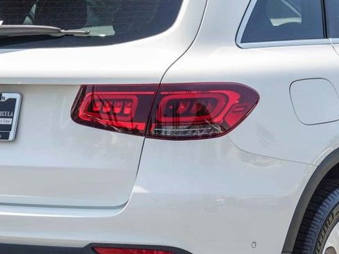 Used 2022 Mercedes-Benz GLC 300 image 7