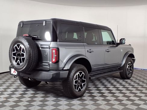 Used 2024 Ford Bronco Outer Banks AWD/4WD image 32