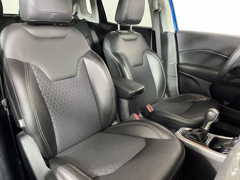 Used 2018 Jeep Compass Latitude w/ Popular Equipment Group AWD/4WD image 44