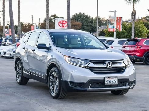 Used 2018 Honda CR-V LX image 3