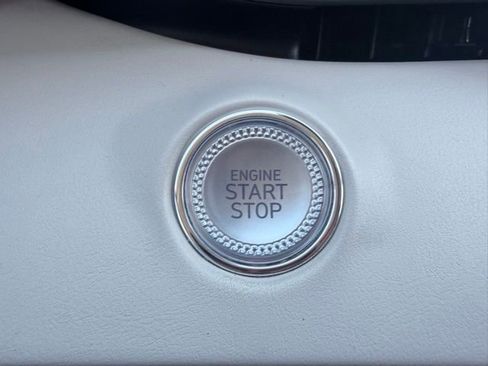 Used 2023 Genesis GV70 2.5T image 16