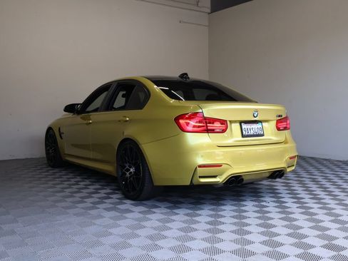 Used 2018 BMW M3 RWD image 15