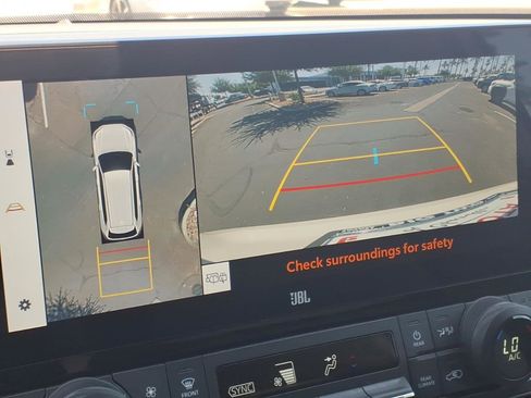 Used 2024 Toyota Grand Highlander FWD image 17