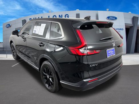 Used 2025 Honda CR-V EX image 3