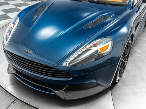 Used 2016 Aston Martin Vanquish Volante RWD image 34