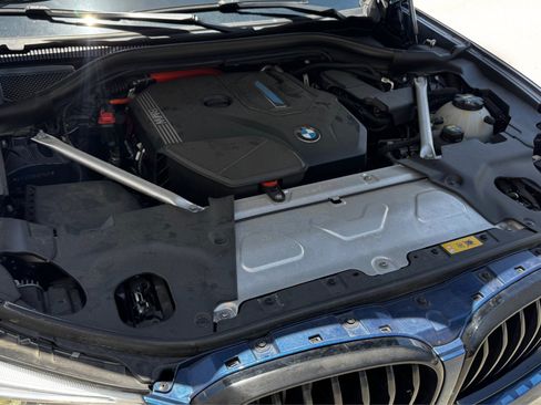 Used 2021 BMW X3 xDrive30e w/ Executive Package AWD/4WD image 6