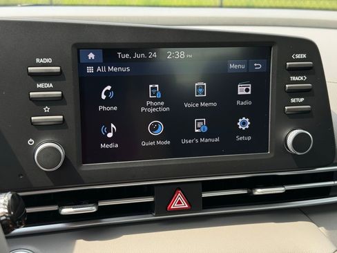 Used 2025 Hyundai Elantra Sport image 24