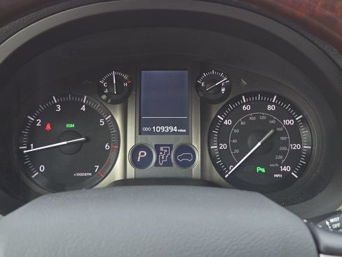 Used 2018 Lexus GX 460 Premium AWD/4WD image 16