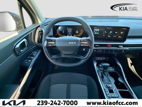 New 2026 Kia Sorento LX FWD image 15