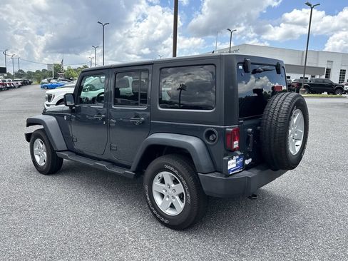 Used 2016 Jeep Wrangler Unlimited Sport w/ Quick Order Package 24S AWD/4WD image 5