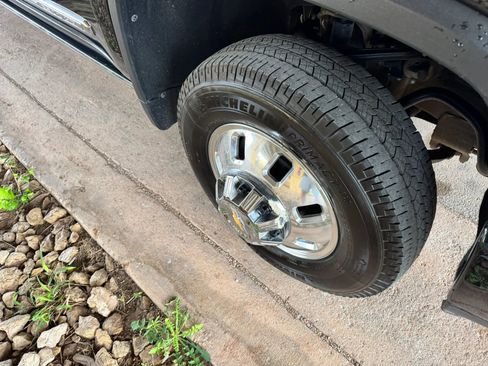 Used 2024 Chevrolet Silverado 3500 High Country image 30