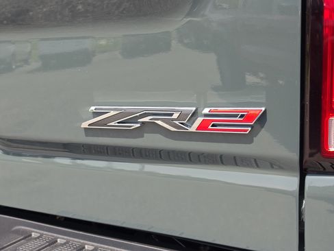 New 2026 Chevrolet Silverado 2500 ZR2 AWD/4WD image 16