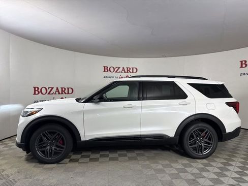 New 2026 Ford Explorer ST image 4