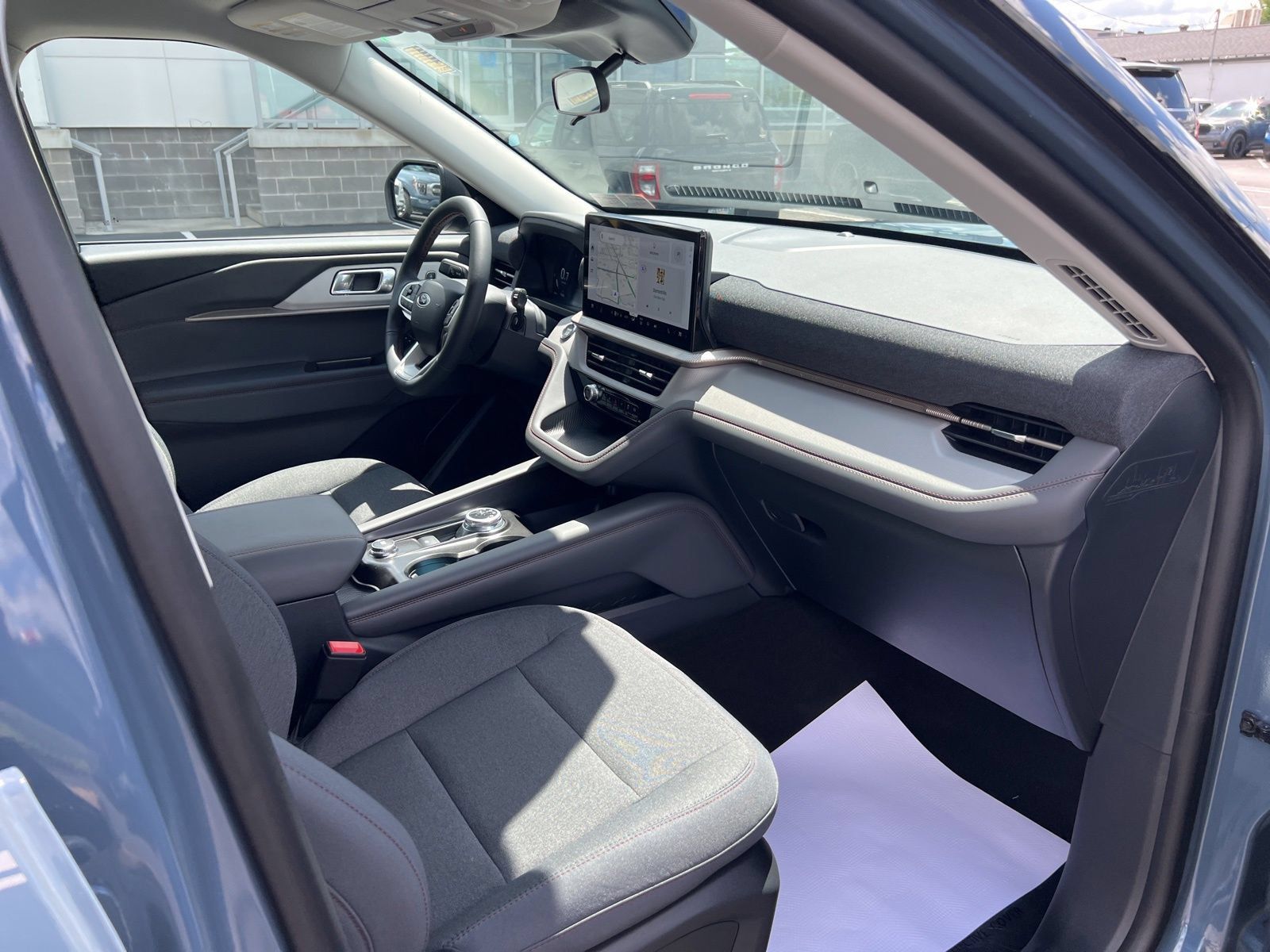 New 2026 Ford Explorer Active AWD/4WD image 32