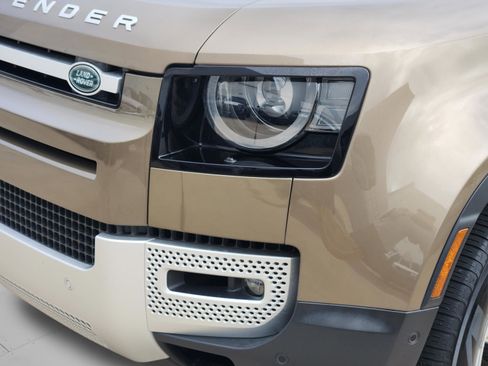 Certified 2025 Land Rover Defender 110 S AWD/4WD image 32