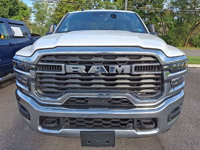 Used 2025 RAM 2500 Big Horn AWD/4WD image 2