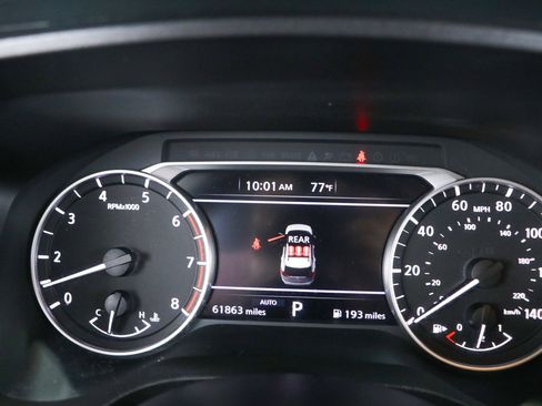 Used 2024 Nissan Rogue SV AWD/4WD image 15