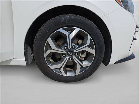 Used 2021 Kia Forte LXS FWD image 20
