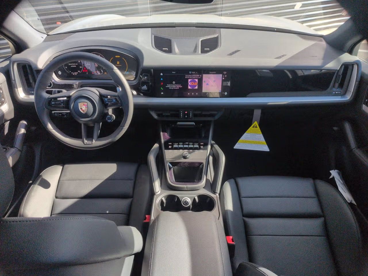 Certified 2026 Porsche Cayenne AWD/4WD image 21