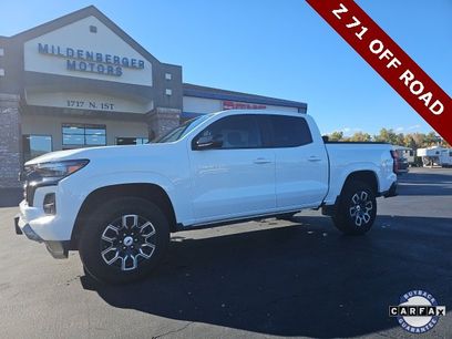 Used 2023 Chevrolet Colorado Z71 w/ Z71 Convenience Package 2