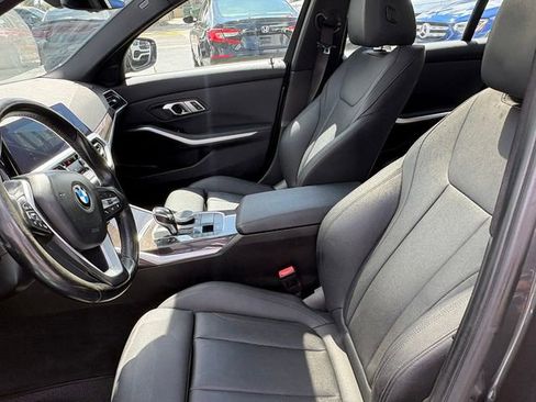 Used 2020 BMW 330i Sedan w/ Convenience Package RWD image 14