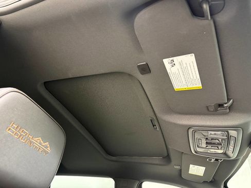 Used 2024 Chevrolet Silverado 3500 High Country w/ High Country Premium Package image 39