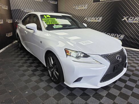 Used 2014 Lexus IS 350 w/ F Sport Package RWD image 6