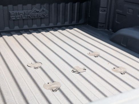 Used 2024 Chevrolet Silverado 2500 High Country w/ High Country Premium Package AWD/4WD image 11