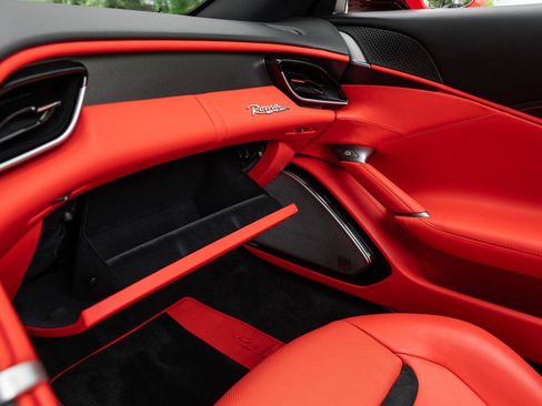 Used 2024 Ferrari Roma Spider image 47