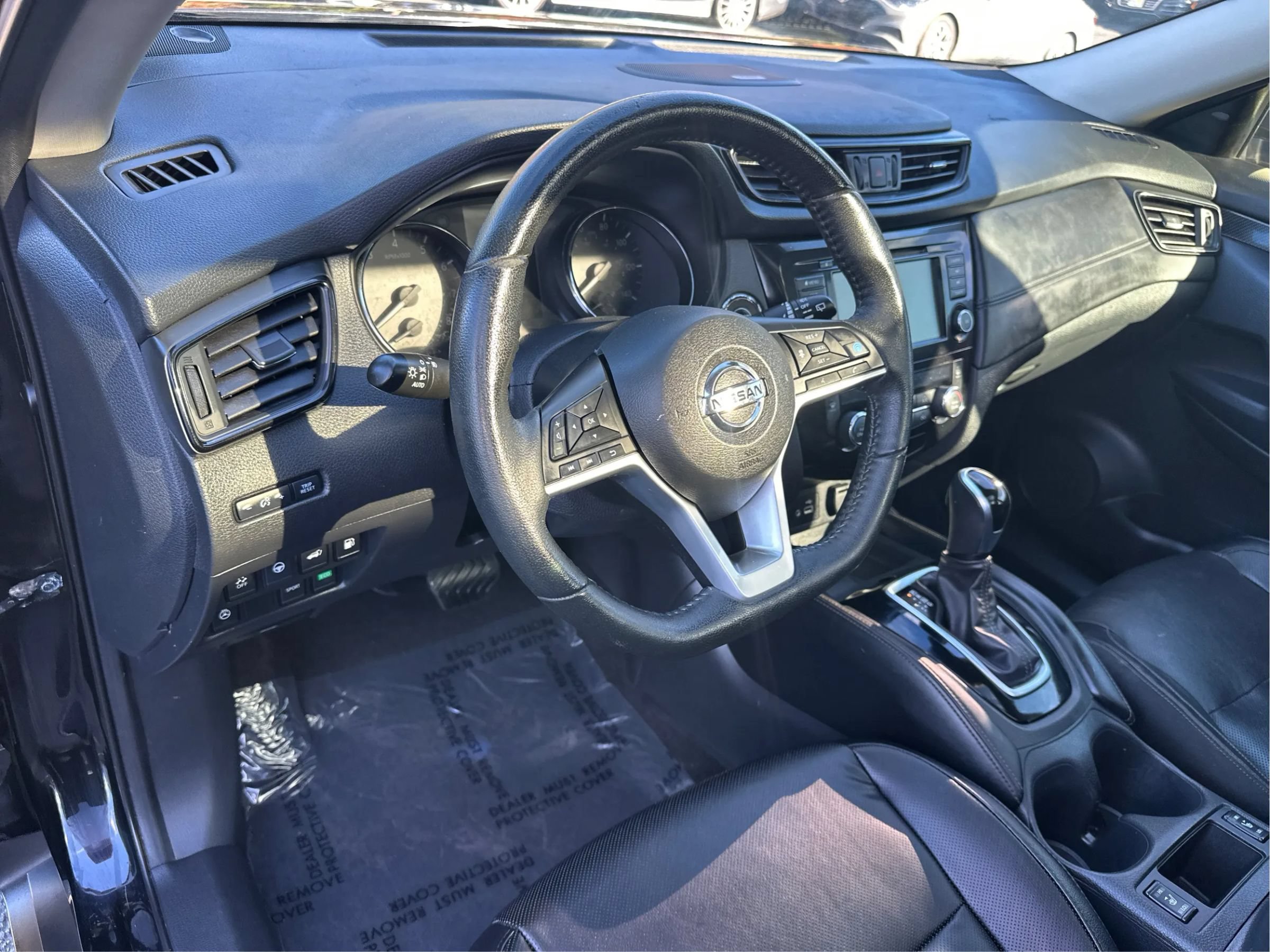 Used 2020 Nissan Rogue SL w/ Premium Package FWD image 9