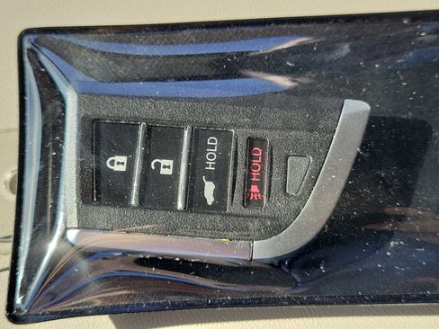 Used 2025 Acura RDX SH-AWD w/ Technology Package image 35