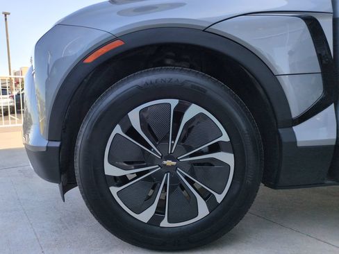 Used 2024 Chevrolet Blazer EV LT AWD/4WD image 26