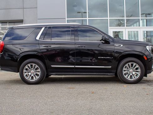 Used 2024 GMC Yukon Denali image 4