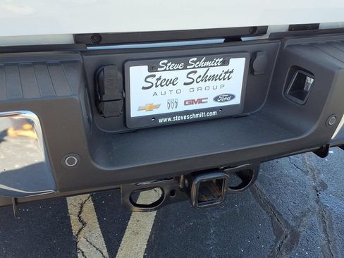 Used 2024 Ford F250 Lariat w/ Chrome Package AWD/4WD image 22