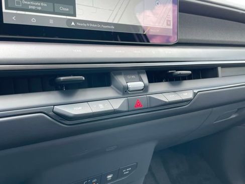 New 2026 Kia EV9 Light image 16