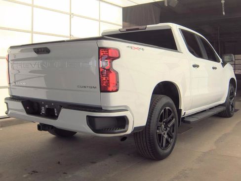 Used 2023 Chevrolet Silverado 1500 Custom AWD/4WD image 4