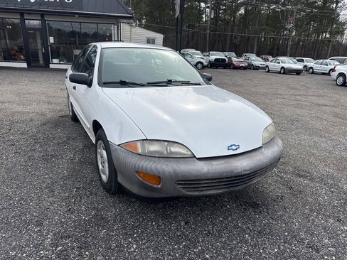 Used 1998 Chevrolet Cavalier Sedan image 12
