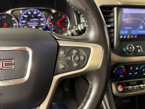 Used 2020 GMC Acadia Denali AWD/4WD image 17