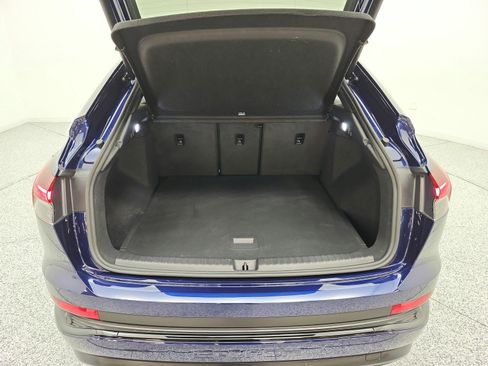 Used 2024 Audi Q4 e-tron Prestige w/ Black Optic Plus Package AWD/4WD image 19