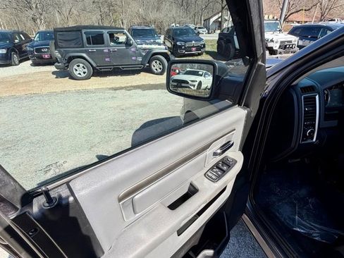 Used 2018 RAM 1500 Lone Star AWD/4WD image 11