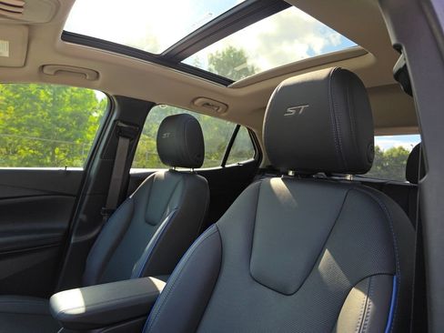 Used 2026 Buick Encore GX Sport Touring w/ Advanced Technology Package FWD image 24