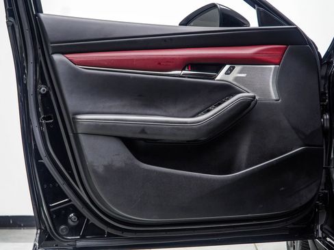 Used 2019 MAZDA MAZDA3 AWD Hatchback w/ Premium Pkg image 35