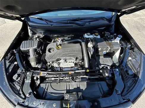 Used 2023 GMC Terrain AT4 image 17