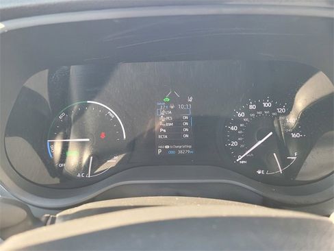 Used 2024 Toyota Sienna XSE image 29