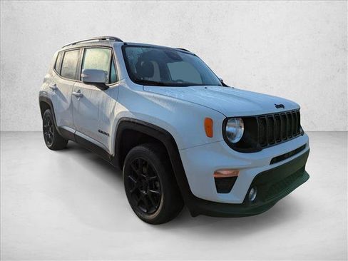 Used 2020 Jeep Renegade Altitude AWD/4WD image 3
